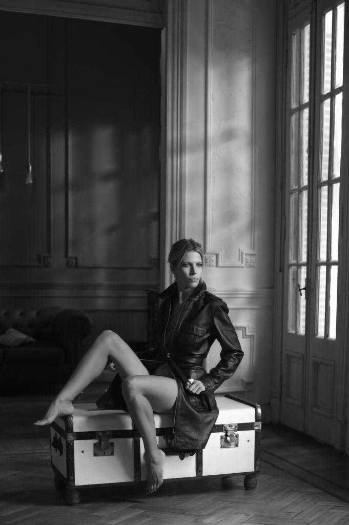 fotografia de mujer+40 estilo boudoir, sensual